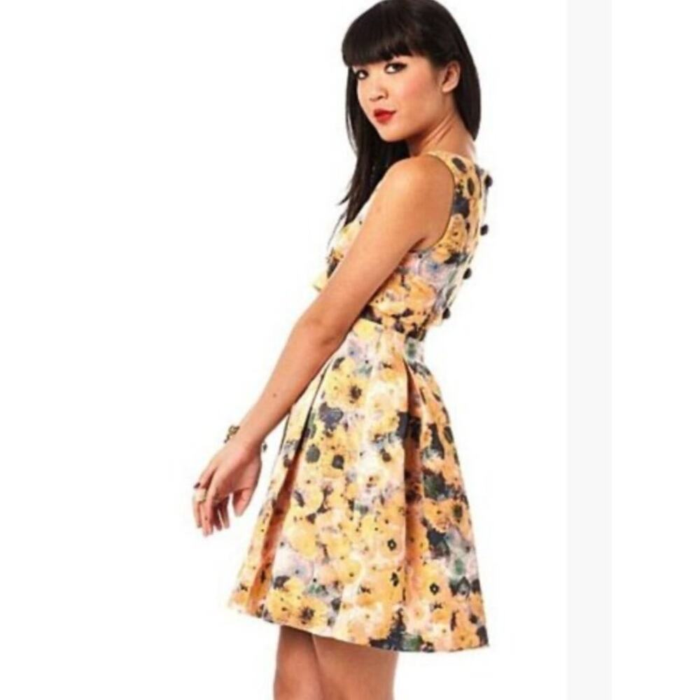 Mcgine Womens Dress Size M/8 A Line Watercolor Floral Gold Sleeveless